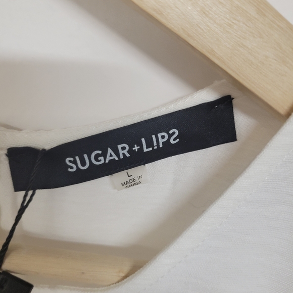 NWT Sugar + Lips Crochet Trim Puff sleeve white zip-up blouse top, size Large - Picture 4 of 11